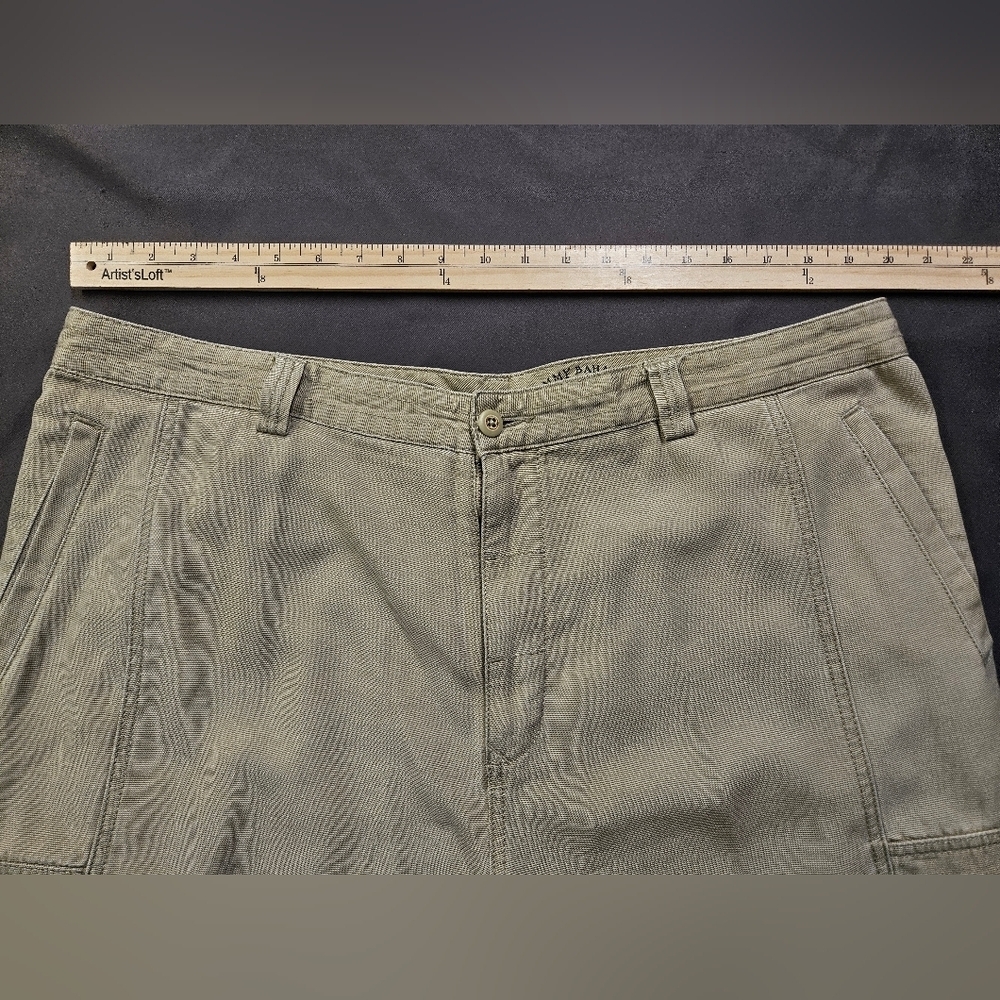 Tommy Bahama Shorts Mens 40 Cargo Relax Khaki Outdoor Beach Stretch Island Drab